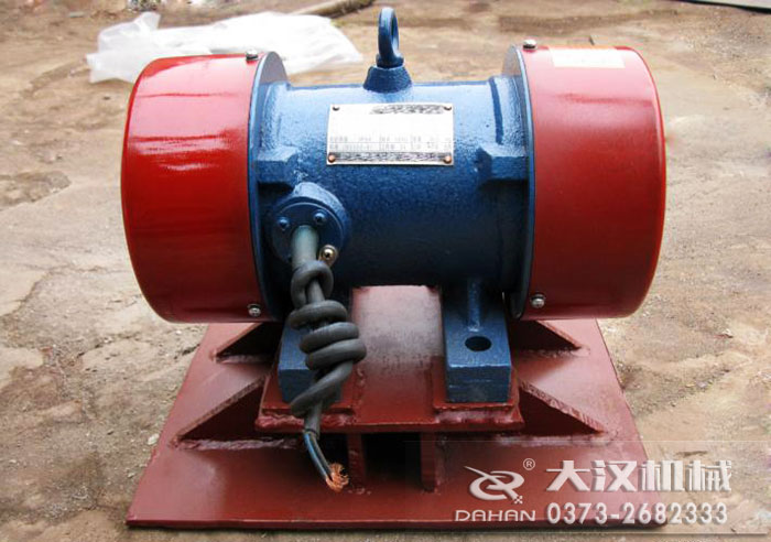 倉壁振動器 倉壁振動器